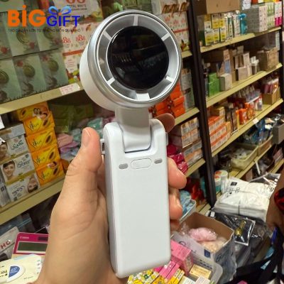 quat-dien-mini-qua-tang-in-logo-3600mah-gap-gon-man-hinh-led-q02
