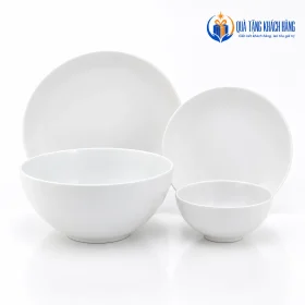 Bốn kiểu món đại diện của bộ Timeless Trắng