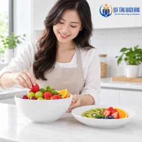 Minh họa dùng tô 18 cm và đĩa 21 cm Timeless để bày trái cây