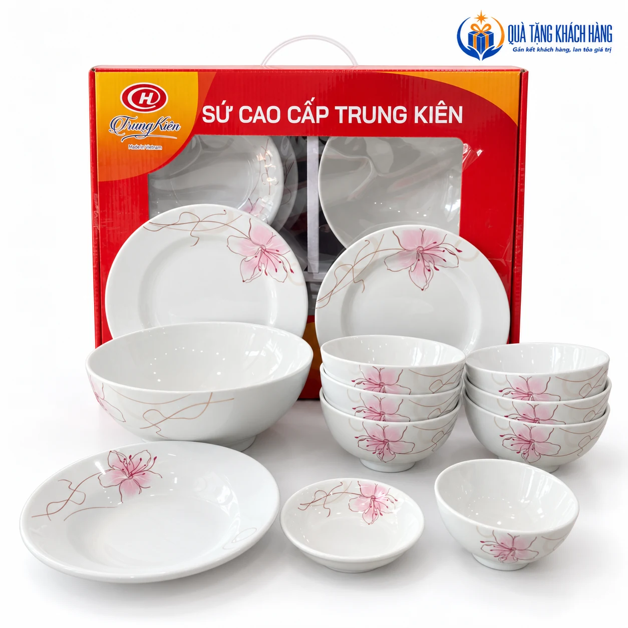 Hộp carton TK đỏ cùng mẫu hoa nét hồng theo tư liệu