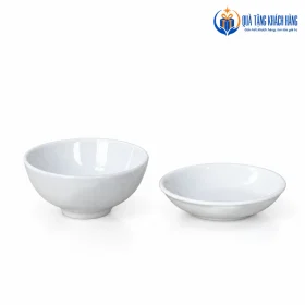 Bát mắm và đĩa tiêu trong bộ Trung Kiên