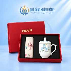 Bộ cốc sứ có nắp và túi canvas trong hộp đỏ