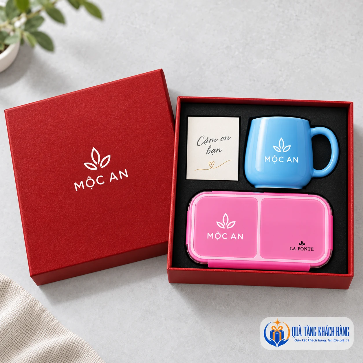Mô phỏng in logo MỘC AN trên bộ quà