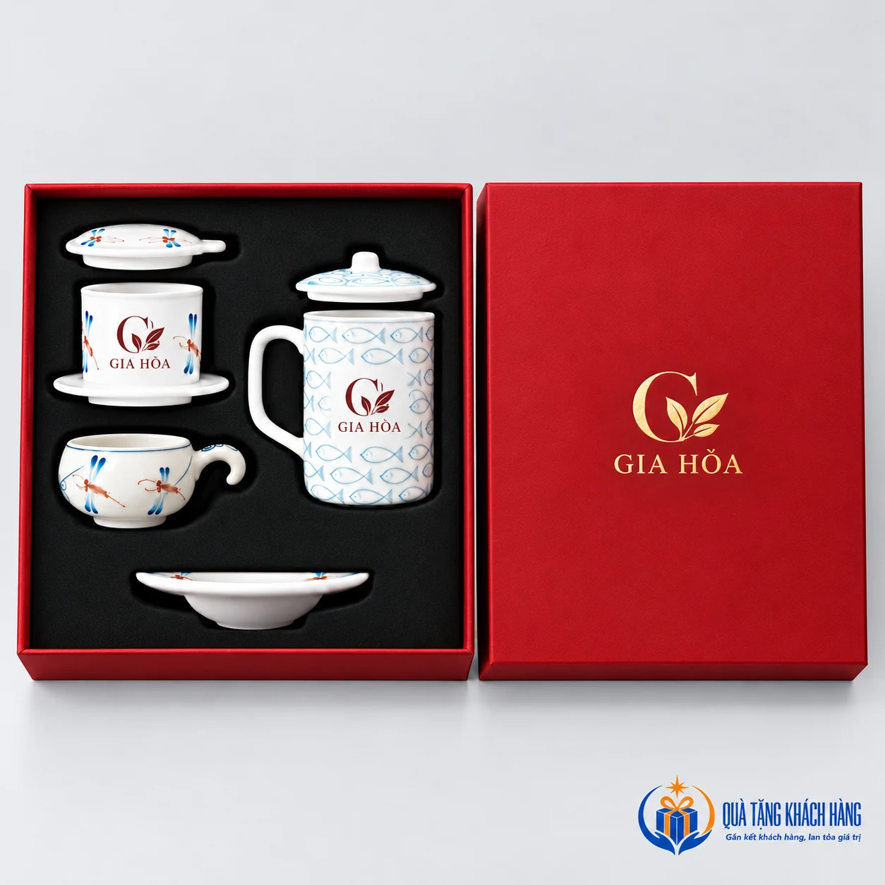 Mô phỏng logo GIA HÒA trên bộ phin và cốc