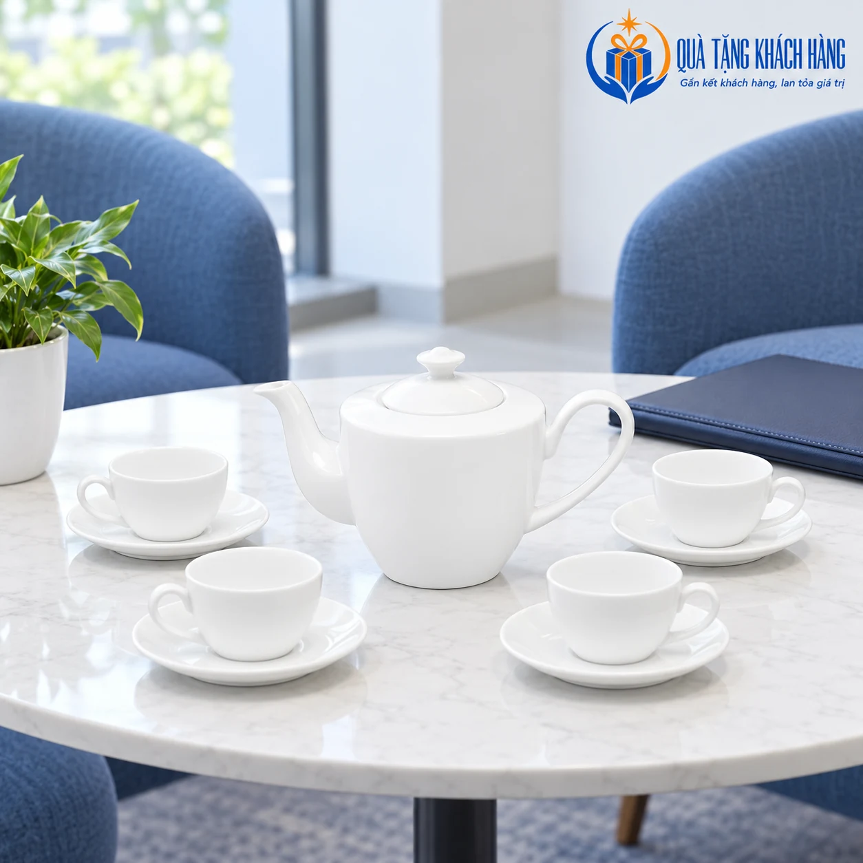 Minh họa bộ Daisy tại góc tiếp khách với bốn cặp tách đĩa