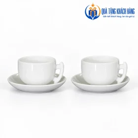 Chi tiết hai tách trắng có quai và hai đĩa lót của mẫu bưởi cành 03