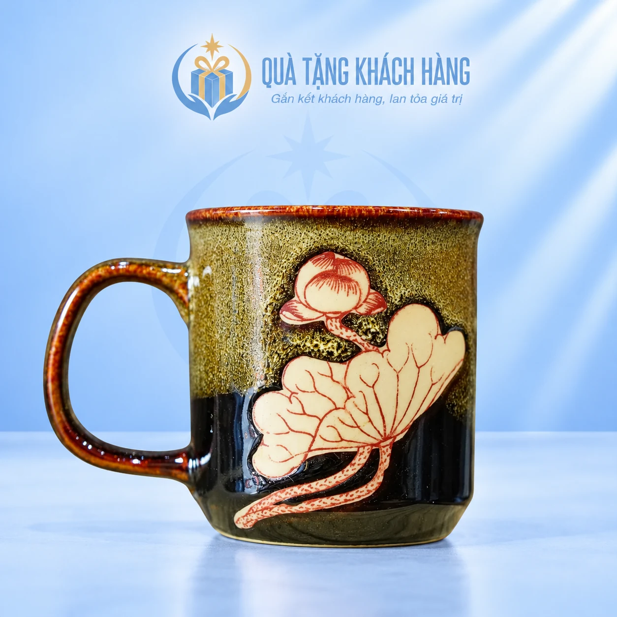 Cốc hỏa biến Gấm Sen trên nền thương hiệu