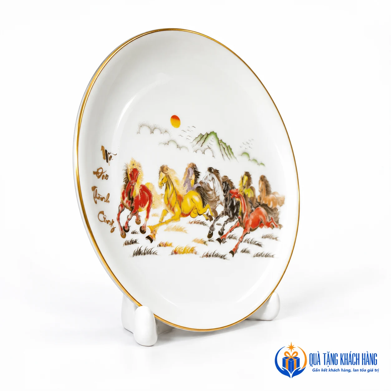 Góc nhìn bộ đĩa 20cm và đế sứ trắng