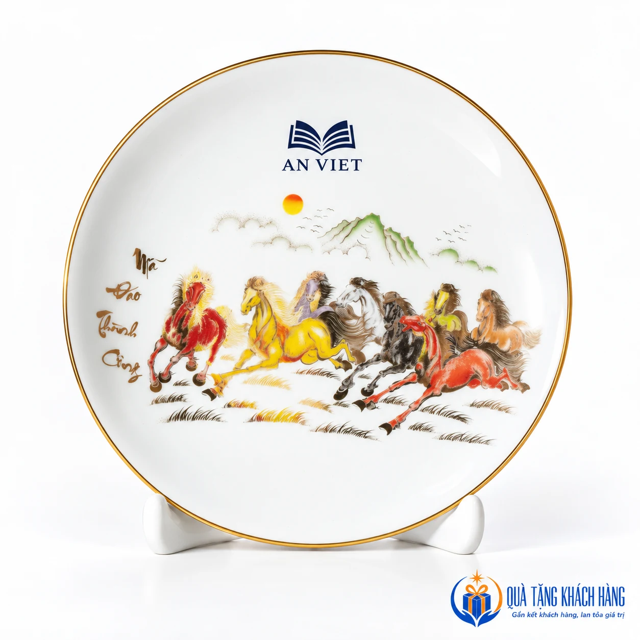 Minh họa logo AN VIET phía trên tranh ngựa