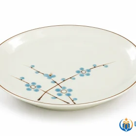 Góc nghiêng đĩa men kem hoa xanh 16cm