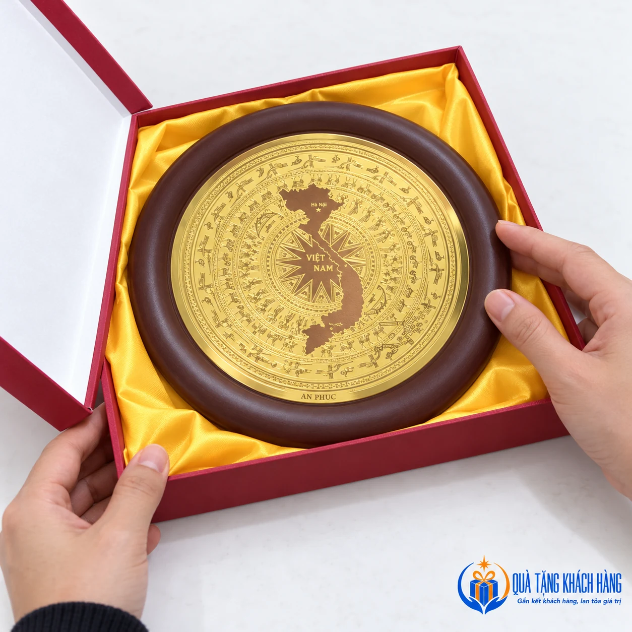 Minh họa hộp quà cho đĩa trống đồng bản đồ Việt Nam