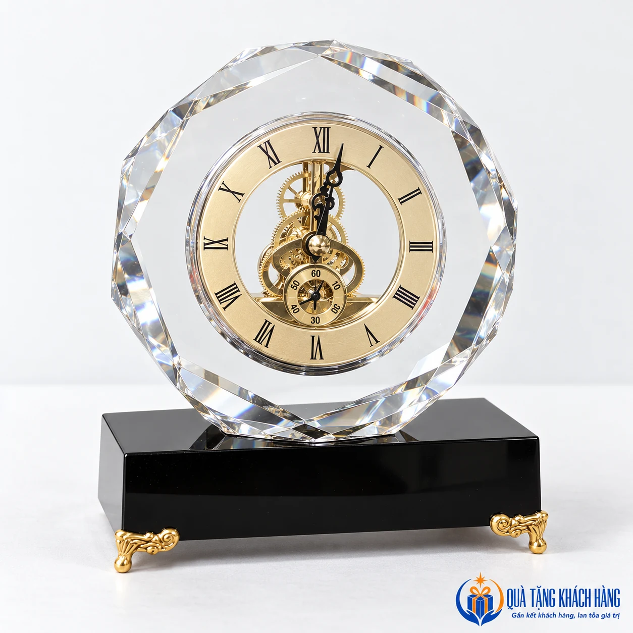 Góc nghiêng đồng hồ pha lê PL01 trên đế đen