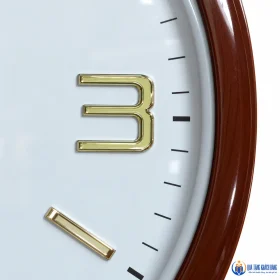 Cận số 3 và cọc giờ màu vàng Kashi K86